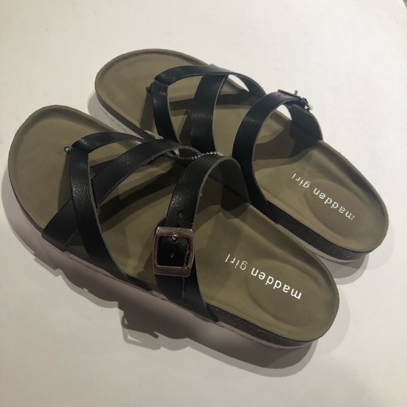 Madden girl various sizes Bartlet Beach Sandals - Picture 8 of 8